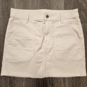 American Eagle Outfitters Cream Corduroy Mini Skirt Sz 6